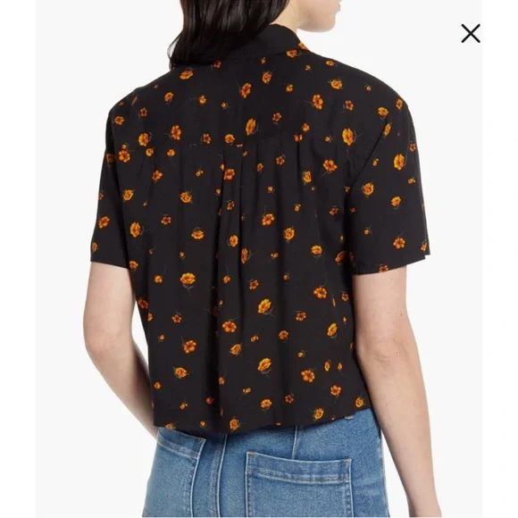 Vans Cabbie Floral Falling Poppy Shirt
Size M - Picture 4 of 14